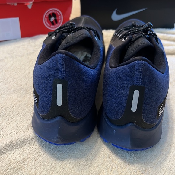 Nike Zoom Shield Water Repellent Sneakers - Picture 3 of 5